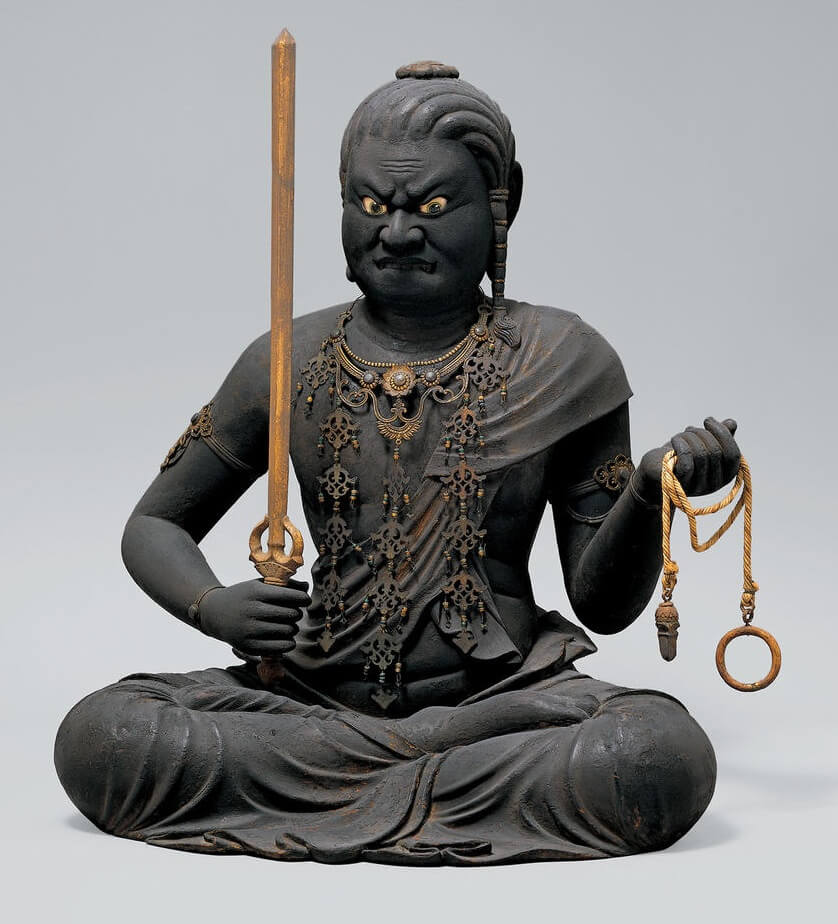 Ý nghĩa của Phật Bất Động Minh Vương bản mệnh - Đá Thạch Anh Kim Tự Tháp