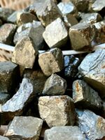 Đá Vàng Găm hàng lớn chọn lựa (siêu Vip) - Trừ tà, trấn trạch