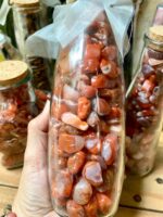 Chai Đá Mã Não Đỏ may mắn - Ảnh 5